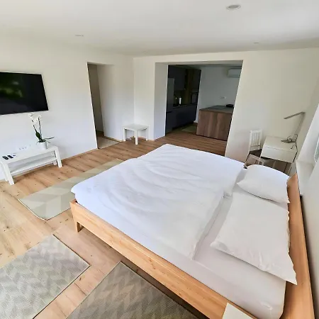 Charming Bella Hideout - Adults Only Lejlighed *