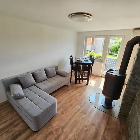 Charming Bella Hideout - Adults Only Apartman Jesenice