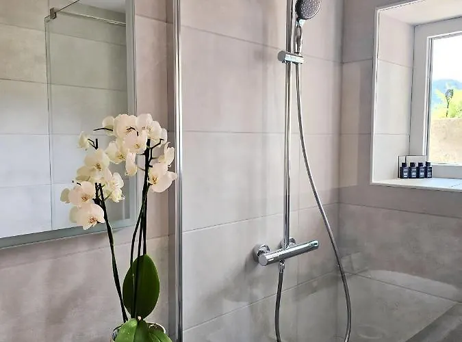 Charming Bella Hideout - Adults Only Jesenice